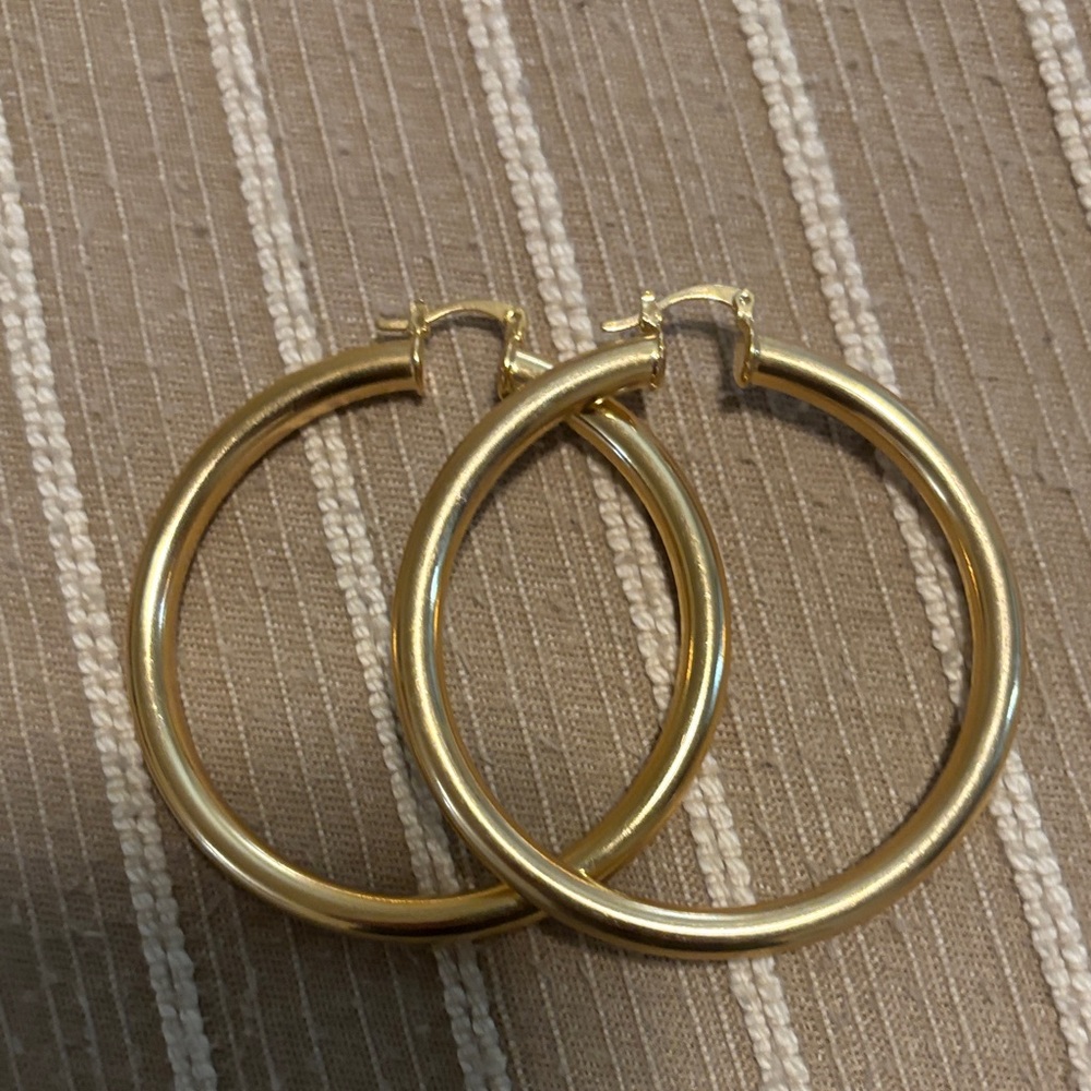 Thick gold plated retro hoop earrings